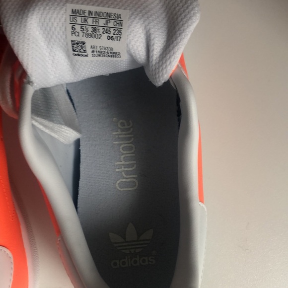 Bright summer orange #unignorable Stan Smith ready for your summer adventures :) - Picture 3 of 7